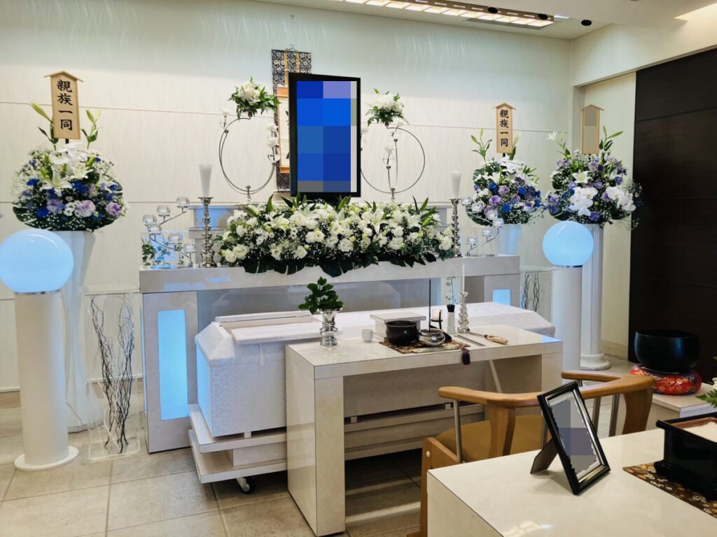 堺市中区で行われた一日葬の葬儀実例として、式当日の流れや会場の雰囲気が分かる写真です。